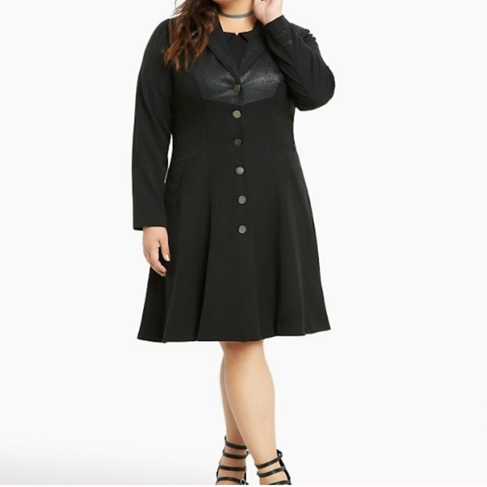 Harry Potter Deathly Hallows Coat Torrid NWT Sz 0